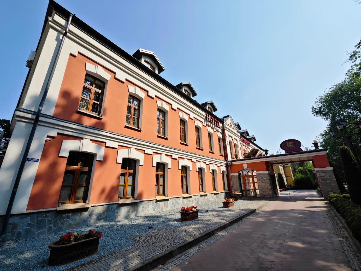 Hotel Koronny Zamosc  Exterior photo
