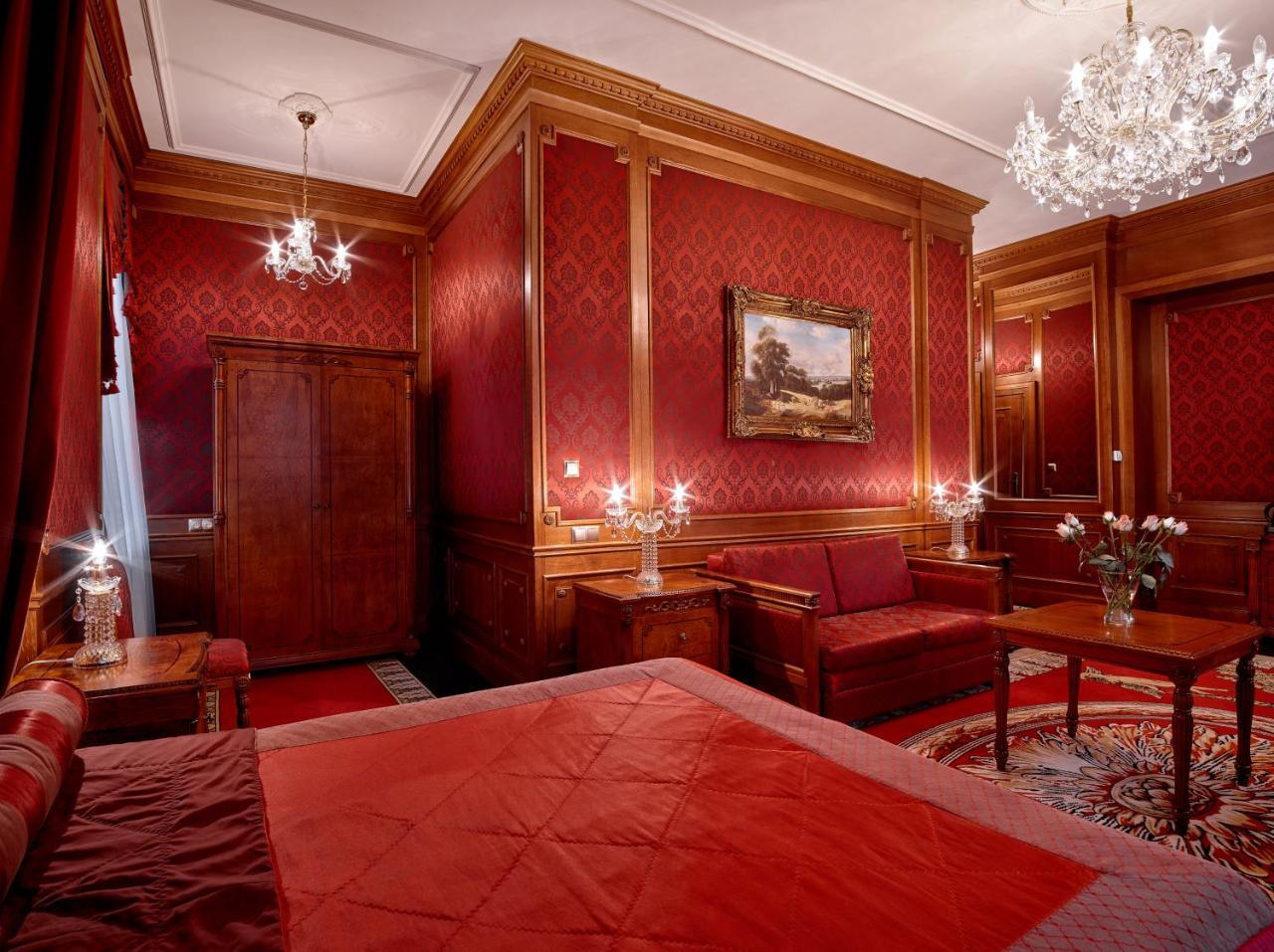 Hotel Koronny Zamosc  Exterior photo