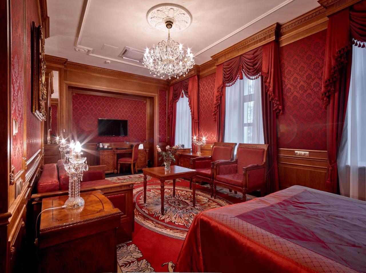 Hotel Koronny Zamosc  Exterior photo